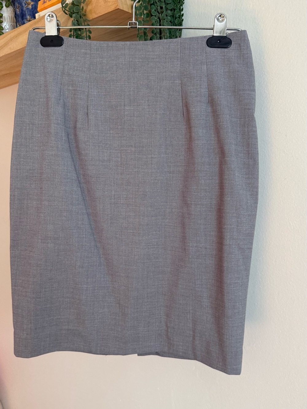 H&M Gray Tailored Pencil Skirt